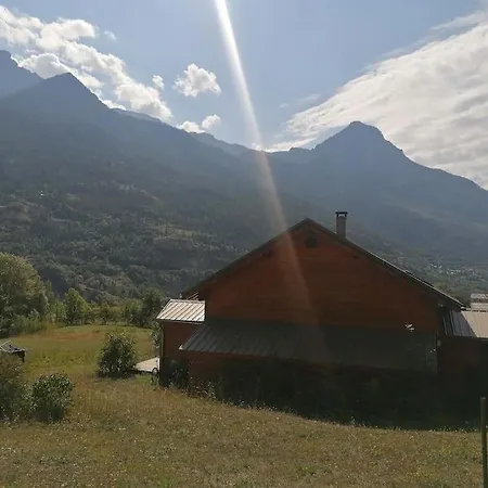 Chalet Cadre Montagne Au Pied Des Ecrins